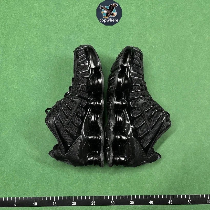 Nike Shox R4 Black Patent Leather Cushioning Sneakers