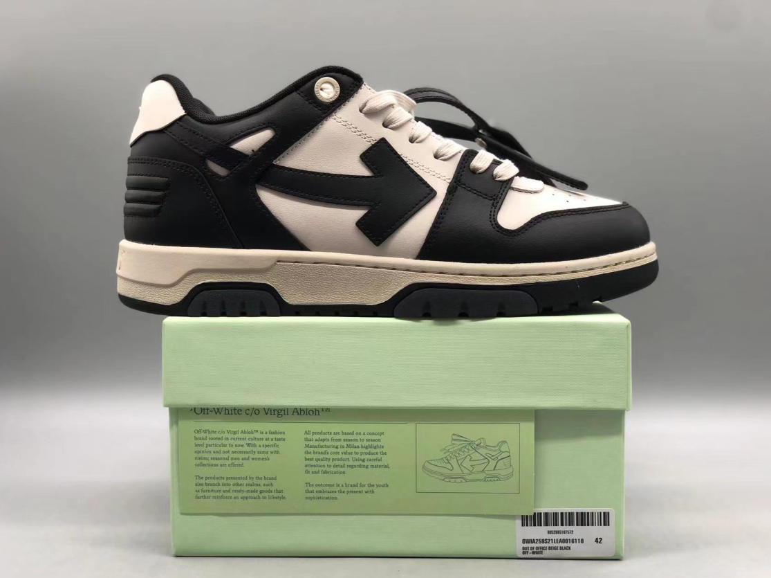 Off-White Arrow Low-Top Sneaker Black-Ivory Leather